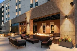 SpringHill Suites by Marriott Milwaukee West/Wauwatosa image