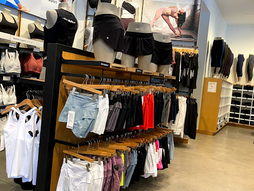 Sportswear Store «lululemon», reviews and photos, 600 S Main St, Greenville, SC 29601, USA