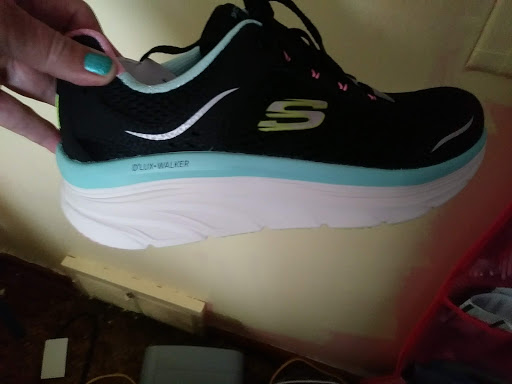 Shoe Store «SKECHERS Factory Outlet», reviews and photos, 3915 Everhard Rd NW, Canton, OH 44720, USA