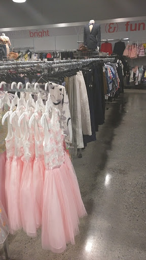 Clothing Store «K&G Fashion Superstore», reviews and photos, 77 Willowbrook Blvd Suite 81, Wayne, NJ 07470, USA