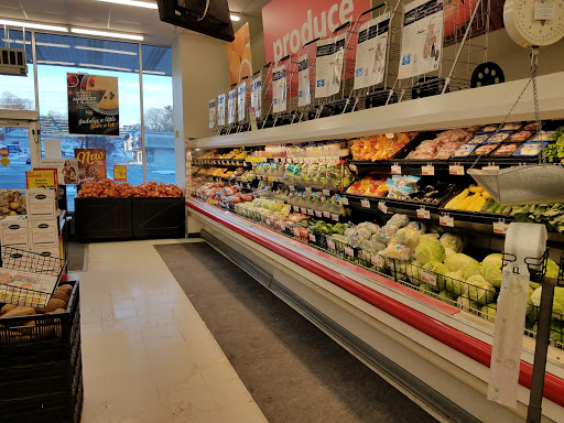 Grocery Store «Save-A-Lot», reviews and photos, 311 W Main St, Meriden, CT 06451, USA