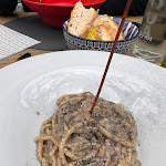 Photo n°1 de l'avis de Anna.o fait le 02/05/2024 à 12:43 sur le  La piazzetta delle erbe à Assisi