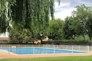 Piscina municipal de Palomares del Campo image