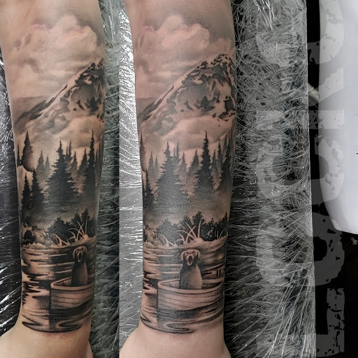 Tattoo Shop «Locke Studios», reviews and photos, 12 Baltimore St, Gettysburg, PA 17325, USA