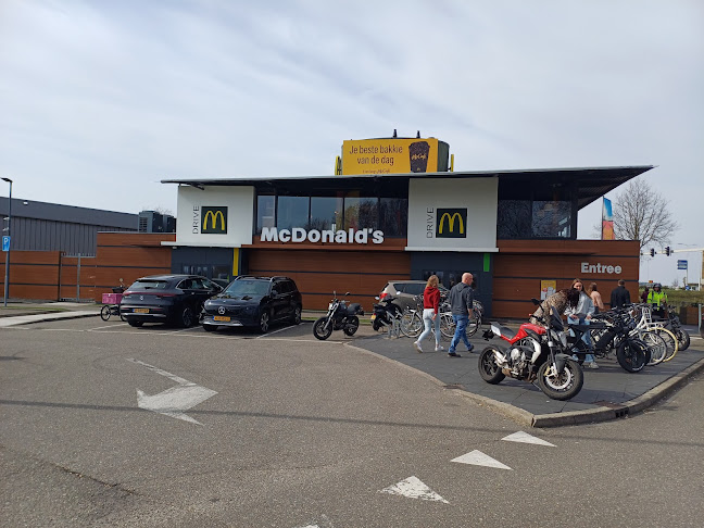 Reacties en beoordelingen van McDonald's Hillegom