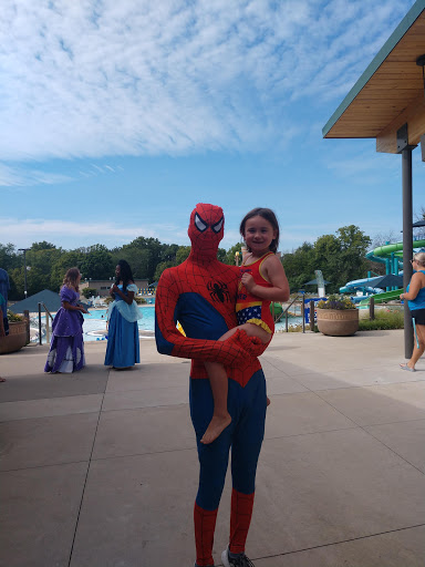 Swim Club «Crystal Lake Park Family Aquatic Center», reviews and photos, 1401 N Broadway Ave, Urbana, IL 61801, USA