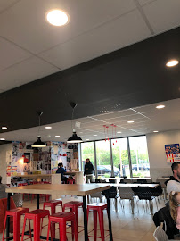 Atmosphère du Restaurant KFC Tourville la Rivière à Tourville-la-Rivière - n°10
