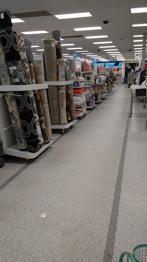 Clothing Store «Ross Dress for Less», reviews and photos, 1140 Bullsboro Dr, Newnan, GA 30265, USA