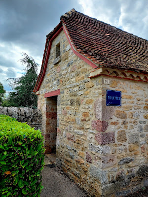 WC Public à Loubressac