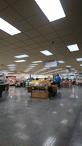 Grocery Store «Haggen Food & Pharmacy», reviews and photos, 17641 Garden Way NE, Woodinville, WA 98072, USA