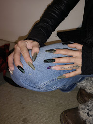 Photo n°17 de #alongledelarue by Maya And Nails à Villenave-d'Ornon ()