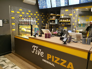 Photo n°50 de Five Pizza Original - Saint-Michel à Paris ()