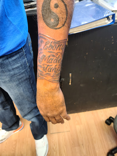 Tattoo Shop «Electric Rose Tattoo», reviews and photos, 55011 Mayflower Rd, South Bend, IN 46628, USA