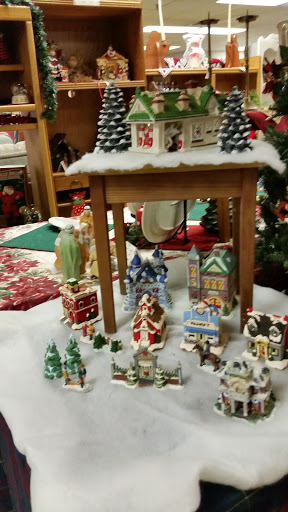 Thrift Store «H2O Help & Hope To Others», reviews and photos, 451 SE Maple St, Dallas, OR 97338, USA