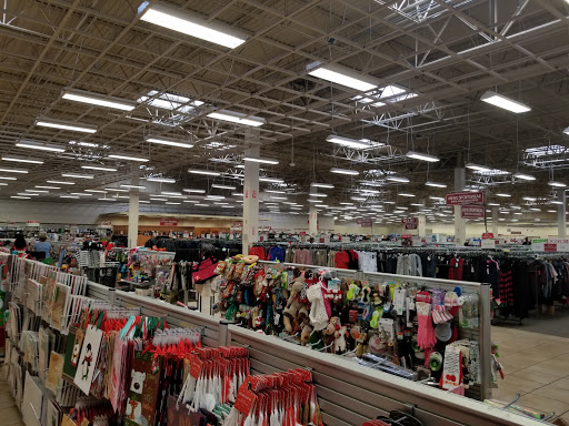 Clothing Store «Burlington Coat Factory», reviews and photos, 955 W Brandon Blvd, Brandon, FL 33511, USA