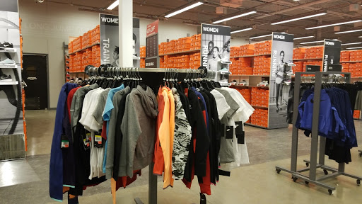 Clothing Store «Nike Factory Store», reviews and photos, 7105 Mills Civic Pkwy #140, West Des Moines, IA 50266, USA