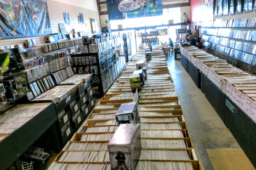 Comic Book Store «Lone Star Heroes: Comics & Toys - Galveston, Texas», reviews and photos, 8910 Seawall Blvd c, Galveston, TX 77554, USA