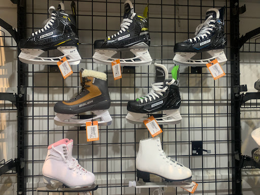 Sporting Goods Store «Play It Again Sports», reviews and photos, 800 S Hover Rd #43, Longmont, CO 80501, USA