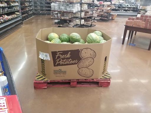 Department Store «Walmart Supercenter», reviews and photos, 15050 Springdale Ave, Middlefield, OH 44062, USA