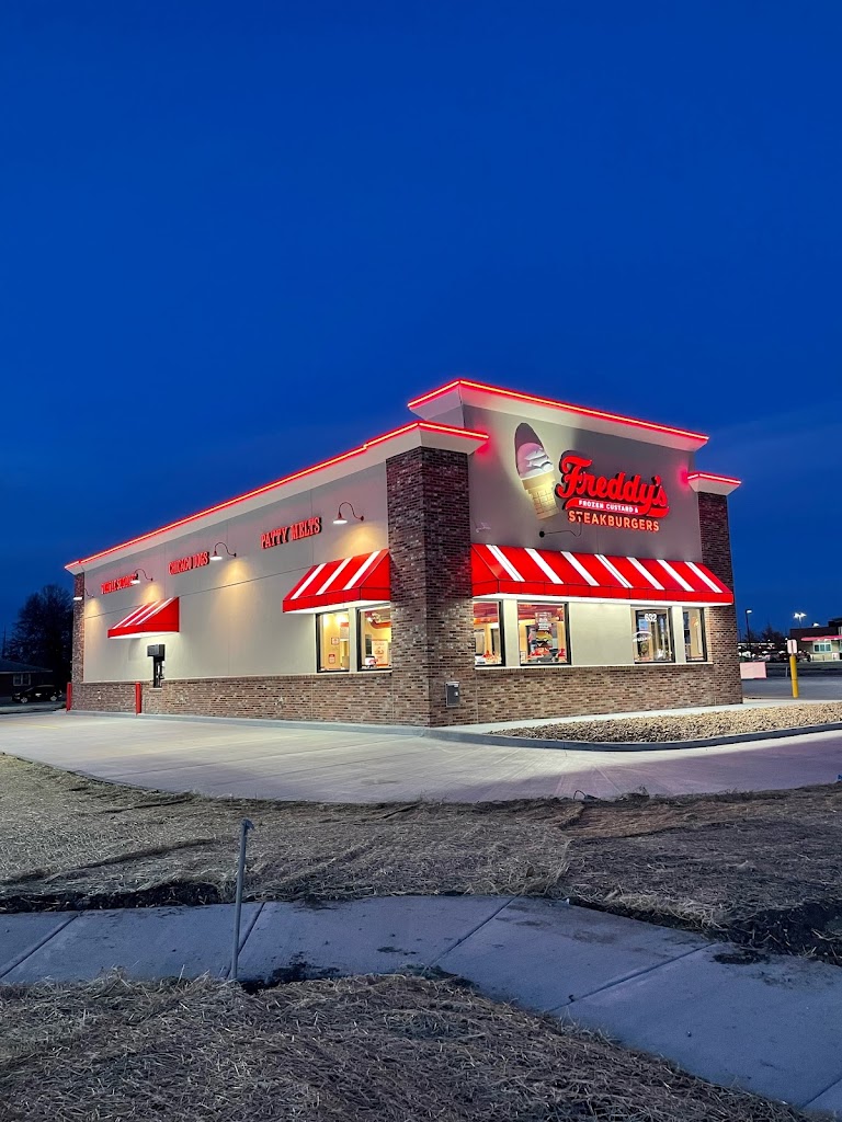 Freddy's Frozen Custard & Steakburgers 66030