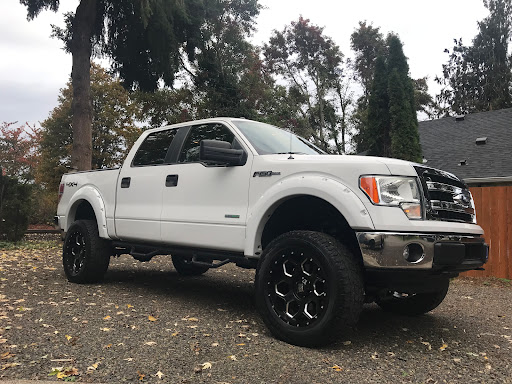 Used Car Dealer «Volkswagen Of Salem», reviews and photos, 3335 Del Webb Ave NE, Salem, OR 97301, USA