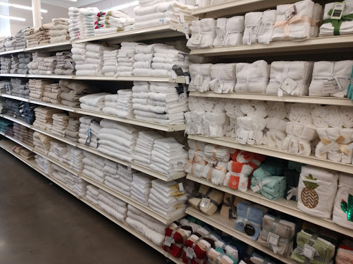Home Goods Store «Tuesday Morning», reviews and photos, 1700 Dallas Hwy #166, Waxahachie, TX 75165, USA