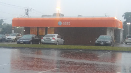 Cell Phone Store «AT&T», reviews and photos, 826 Boston Rd, Springfield, MA 01119, USA
