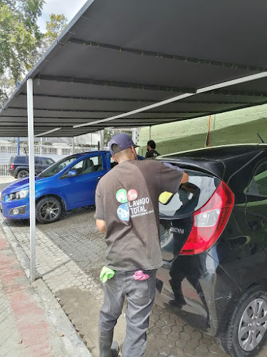 LAVADO TOTAL - Servicio de lavado de coches