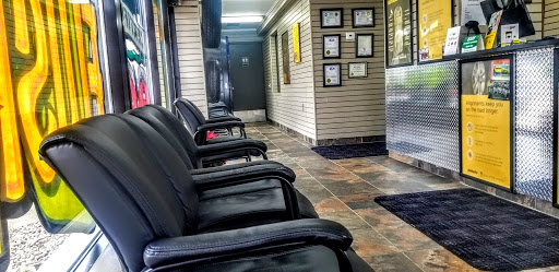 Auto Repair Shop «Meineke Car Care Center», reviews and photos, 1990 County Rd D E, Maplewood, MN 55109, USA