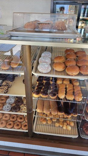Donut Shop «Donut King», reviews and photos, 1807 Santa Rita Rd, Pleasanton, CA 94566, USA