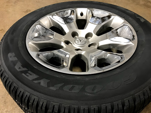 Auto Repair Shop «Personalized Auto Care», reviews and photos, 2200 Waukegan Rd, Glenview, IL 60025, USA