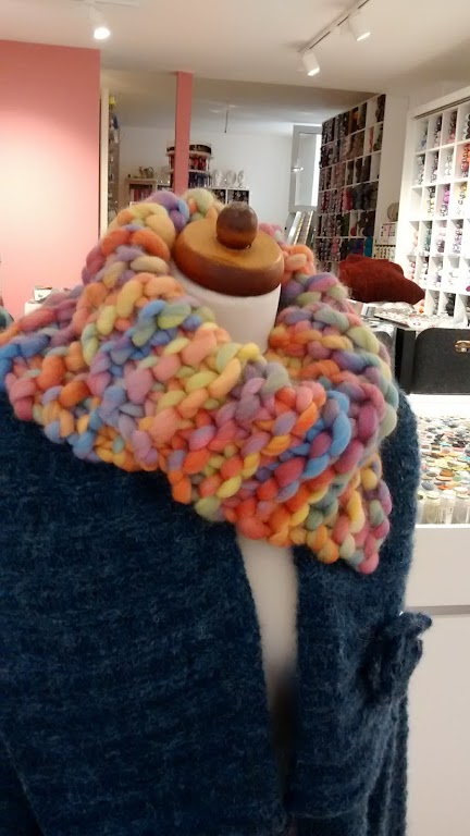 Amano - Stoffe und Wolle