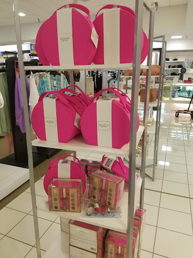 Department Store «Belk», reviews and photos, 1704 N Dixie Hwy, Elizabethtown, KY 42701, USA