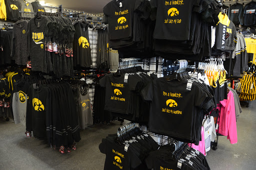 Screen Printer «Rage Grafix Signs & Screen Printing», reviews and photos, 1400 Jordan St, North Liberty, IA 52317, USA