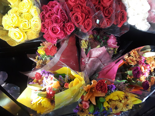 Supermarket «Value Center Marketplace», reviews and photos, 1485 W 14 Mile Rd, Madison Heights, MI 48071, USA