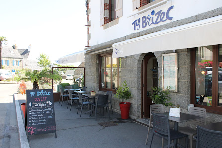 Crêperie Restaurant Ty Brizec 5 Pl. de la Libération, 29660 Carantec, France