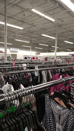 Clothing Store «Burlington Coat Factory», reviews and photos, 800 Barnum Avenue Cutoff, Stratford, CT 06614, USA