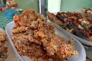 Warung makan soto solo image