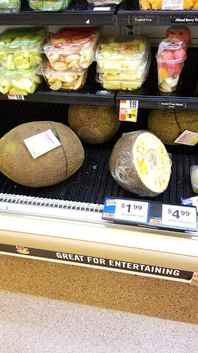 Shopping Mall «Ravenwood Shopping Center», reviews and photos, 910 Taylor Ave, Towson, MD 21286, USA