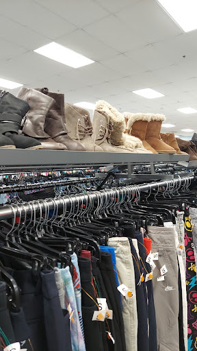 Donations Center «Goodwill Industries Corbin», reviews and photos