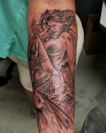 Tattoo Shop «Silver Dollar Tattoo», reviews and photos, 1465 Experiment St, Griffin, GA 30223, USA