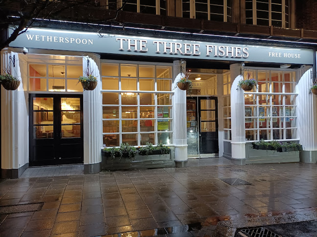 The Three Fishes - JD Wetherspoon - Pub