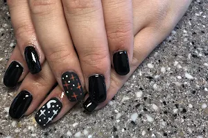 Cindy Nails and Skin Care (formerly sixth avenue salon) image