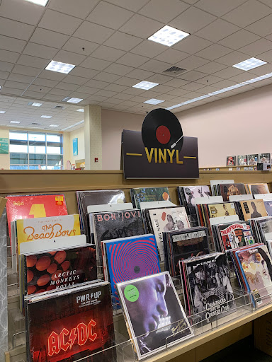 Book Store «Barnes & Noble», reviews and photos, 2751 Paper Mill Rd, Wyomissing, PA 19610, USA