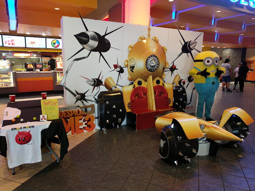 Movie Theater «UA Kaufman Astoria Cinemas 14 & RPX», reviews and photos, 35-30 38th St, Astoria, NY 11101, USA