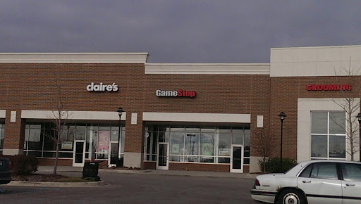GameStop, 47160 Michigan Ave, Canton, MI 48188, USA, 