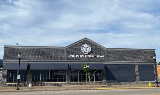 Funeral Home «Tomblinson Funeral Homes», reviews and photos, 325 1st St, Henderson, KY 42420, USA