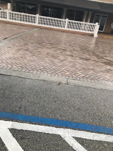 Coffee Shop «Starbucks», reviews and photos, 1805 E Hallandale Beach Blvd, Hallandale Beach, FL 33009, USA