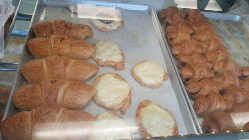 Donut Shop «Max Donuts», reviews and photos, 9225 Clay Rd, Houston, TX 77080, USA