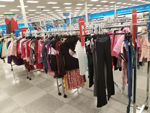 Clothing Store «Ross Dress for Less», reviews and photos, 7290 191st St, Tinley Park, IL 60477, USA